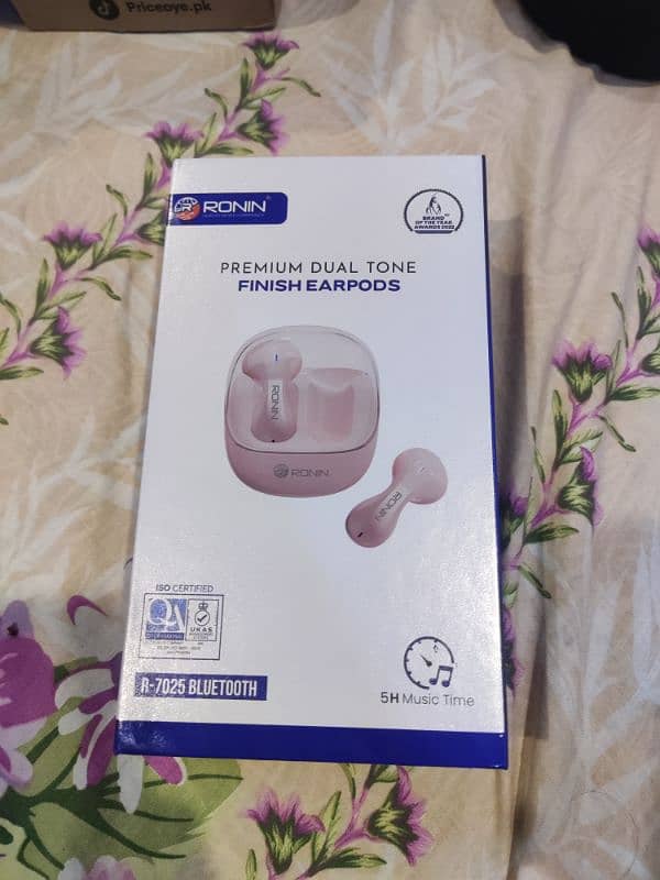 ronin r-7025 Bluetooth earpods pink 2