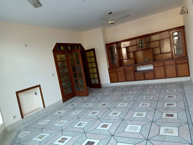 12 MARLA HOUSE FOR RENT IN JOHAR TOWN 10