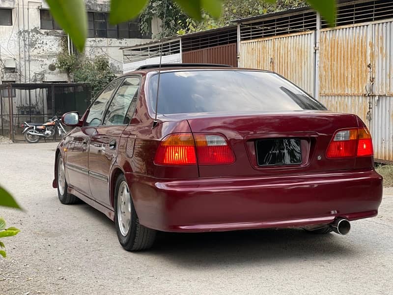 Honda Civic EXi 2000 3