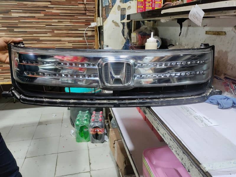 honda freed radiator grill 1