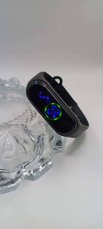 unisex Digital Display Watch 3