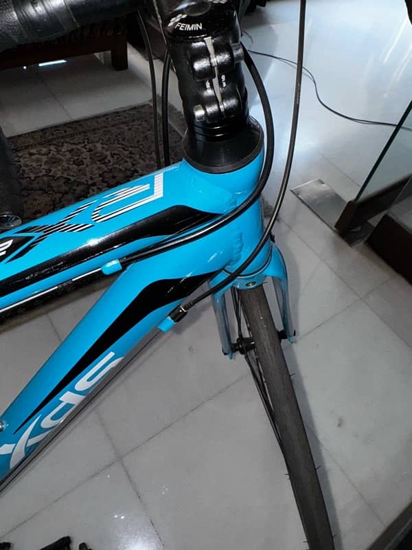 ROAD BIKE ( SHIMANO EQUIPMENT ) 5