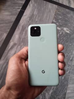 Google Pixel 5 | 33,000 With Box  Look Like New