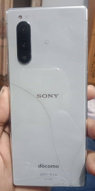 Sony Xperia 5 Mark 1 2