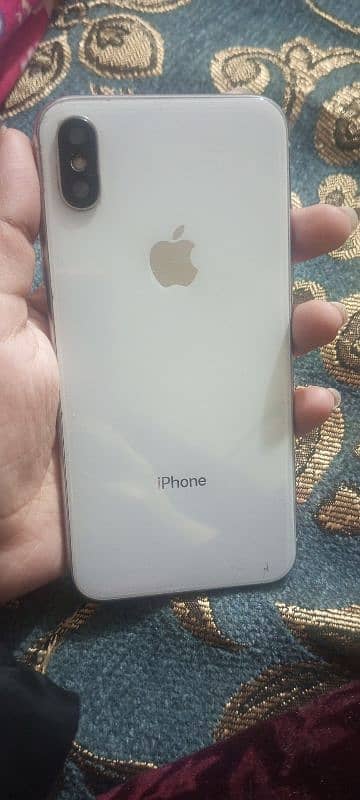 iPhone X 64GB (White) - Excellent Condition 1