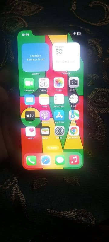 iPhone X 64GB (White) - Excellent Condition 5