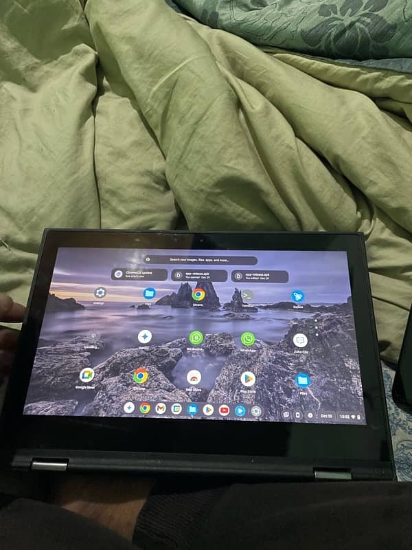 Lenovo chrome book 300 e 1