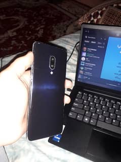 Aquos zero 2 (price negotiable)