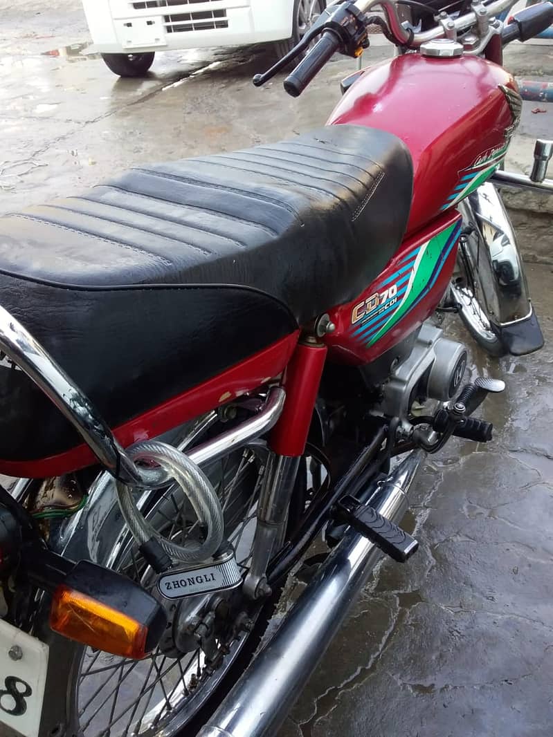 Honda CD 70 2