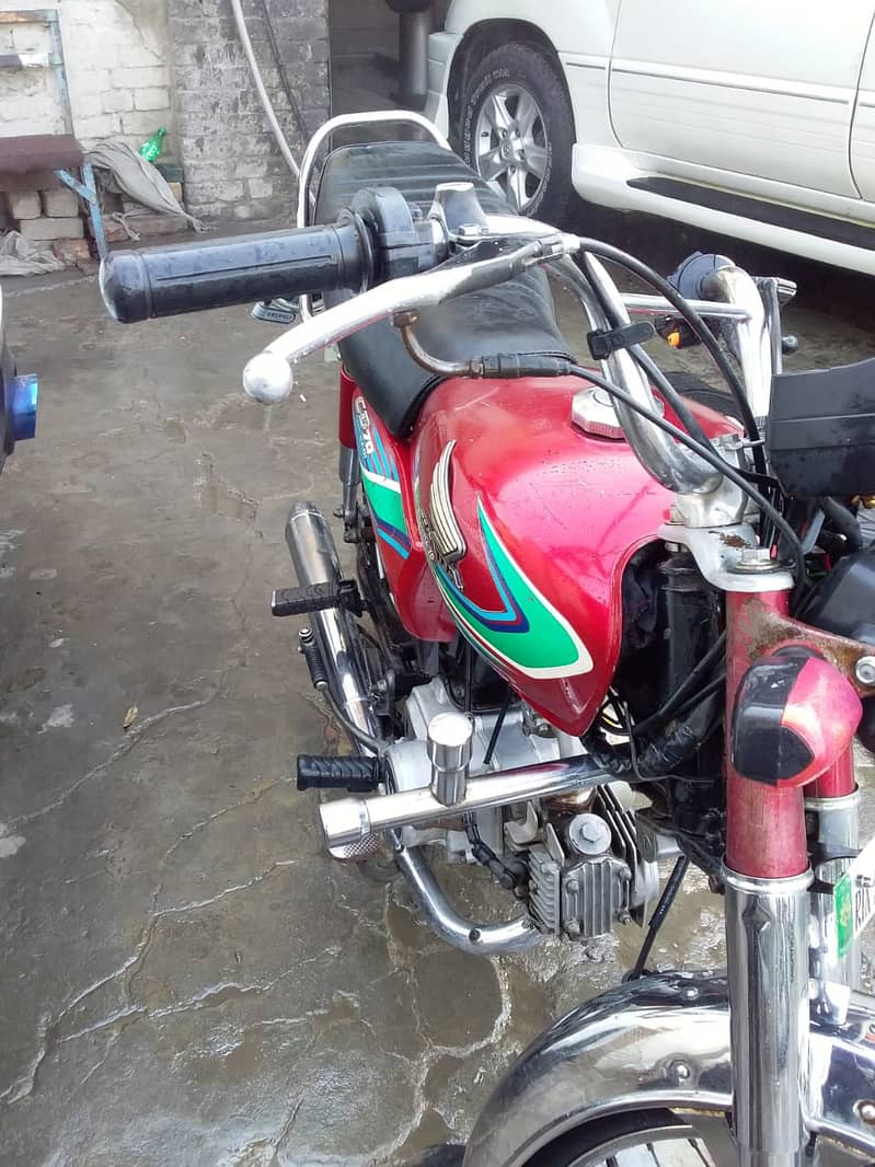 Honda CD 70 3