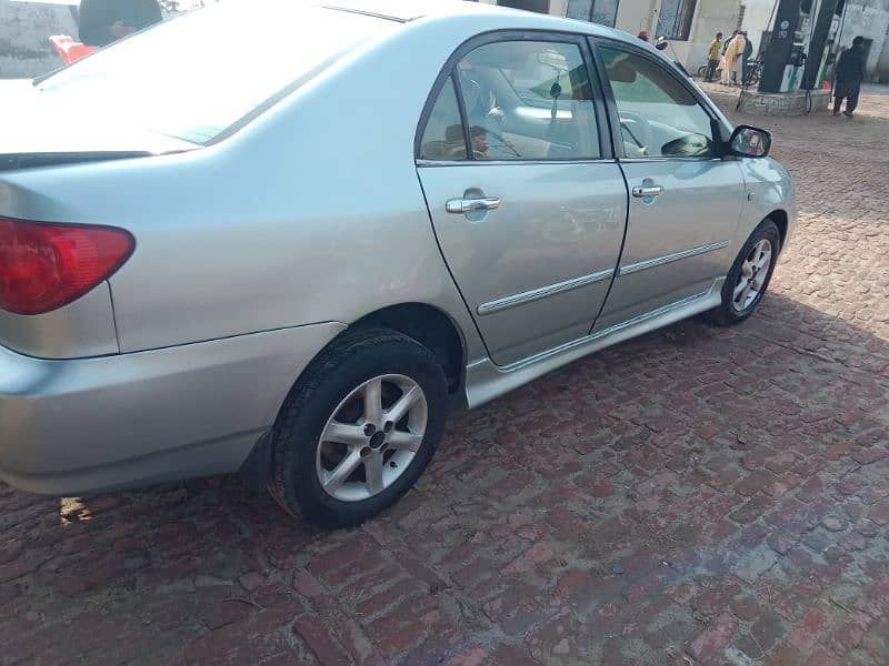 Toyota Corolla 2.0 D 2005 5