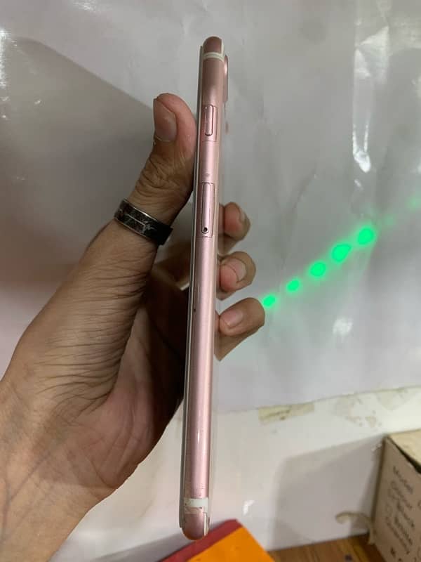 iPhone 7plus 32gb Non PTA 2