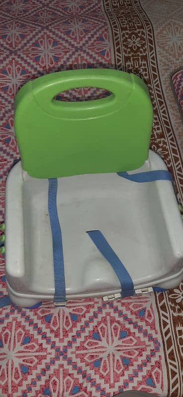 Fisher price baby feeding chair 1