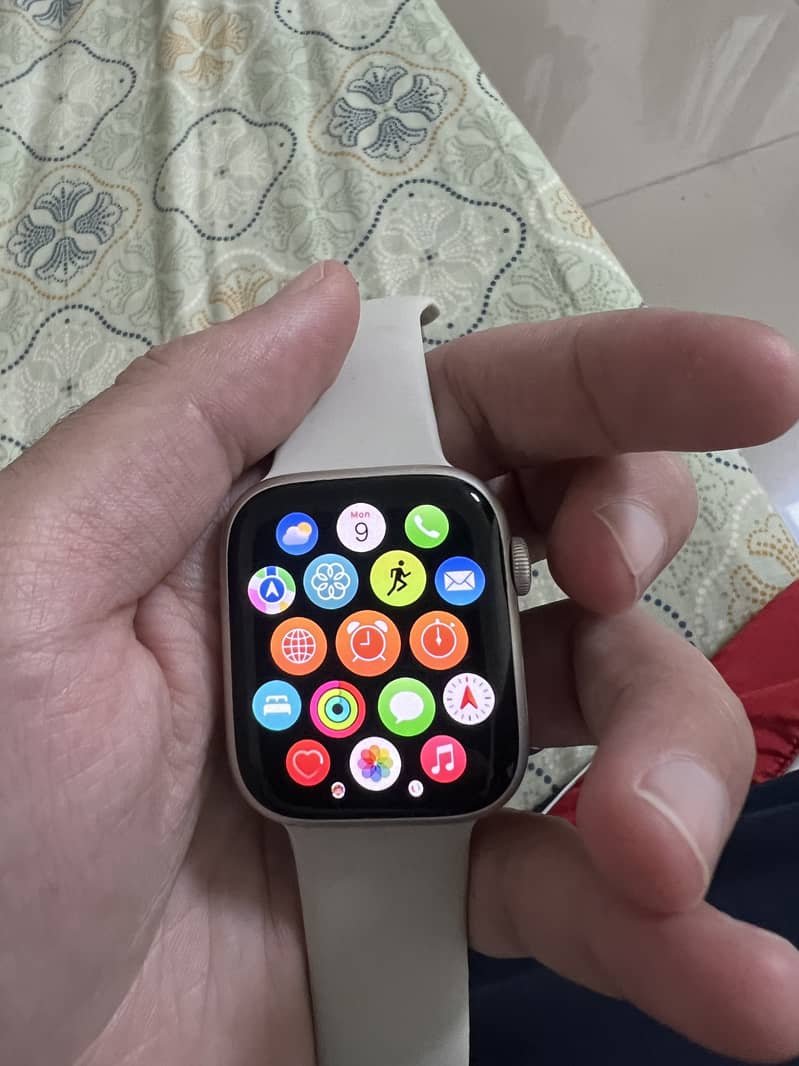 Apple watch series 8 45 mm 4