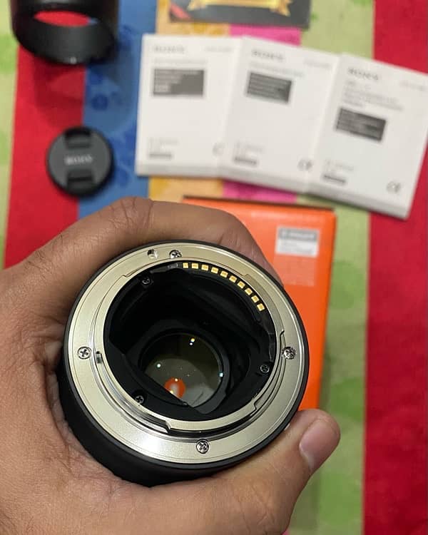 Sony FE 50mm 1.8 full frame Lens O3l7.4OO47O7 15