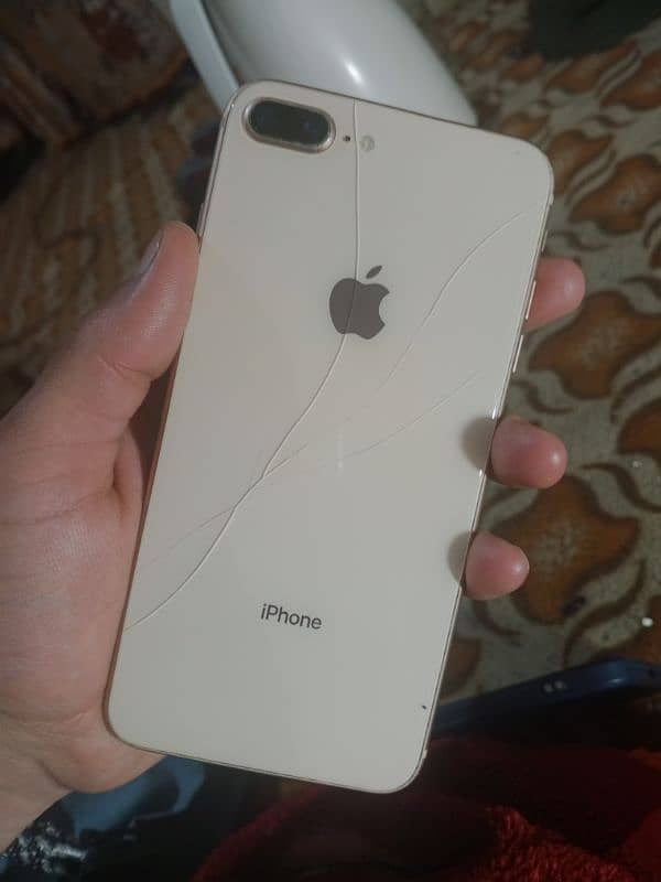 iPhone 8Plus Non PTA 64GB For Sale/ exchange available 0