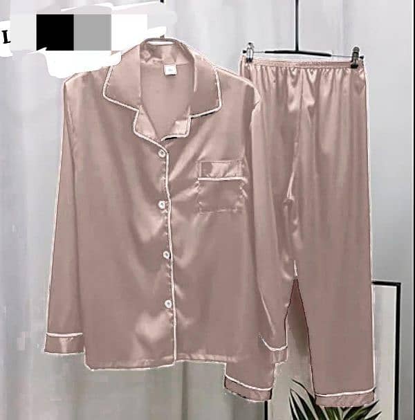 Luxurious silk night suit set -2 pcs in plain pink 0