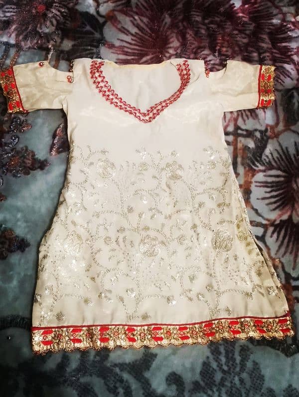 Sharara perfection. Grab this beautiful sharara for wedding season 1