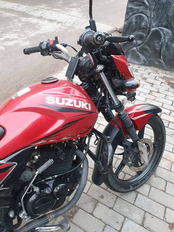 Suzuki GR150 for sale in excellent condition 5