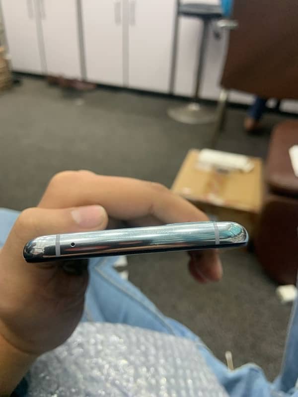 one plus 8t 12/256 condition 10/10 all okay dual pta 3