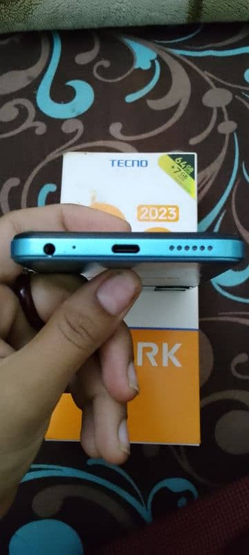 tecno spark go 1