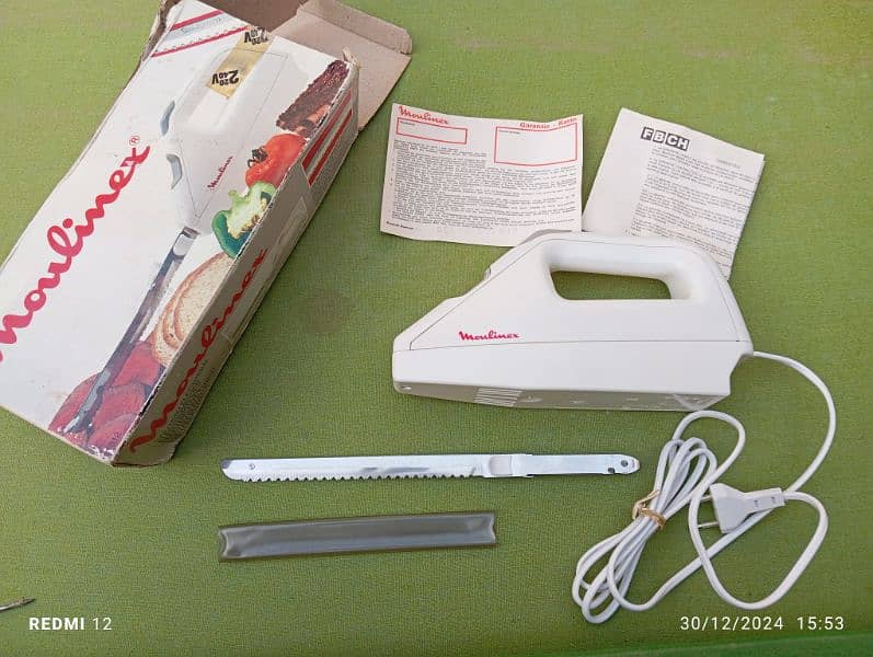 electric knife/cutter France 2