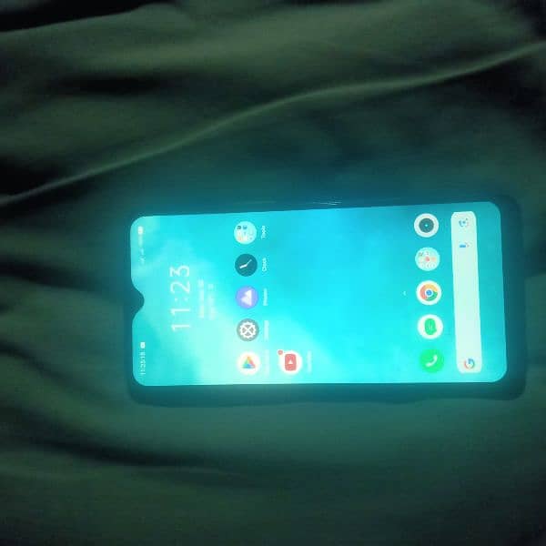 realme 3 2