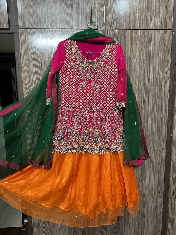 mehndi dress 0