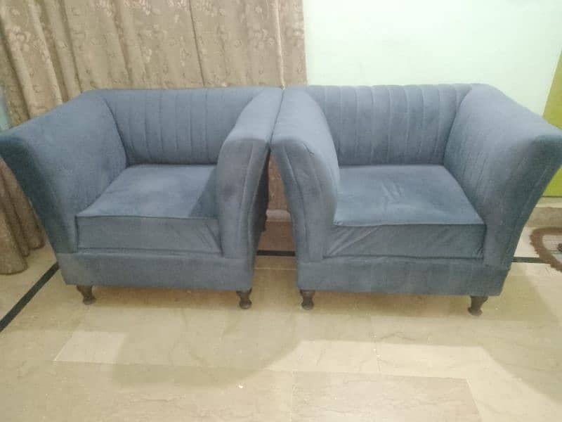 3 secter sofa seth and 2 sethy grey coloer 0