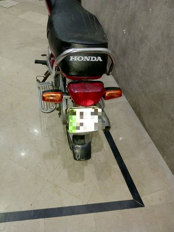 Honda CD 70 2016B.  03098333777 4