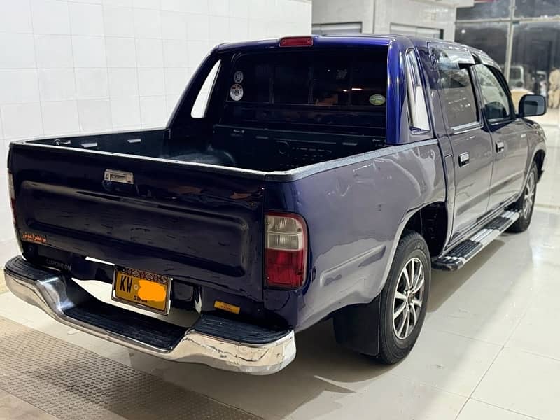 Toyota Hilux 1997 3