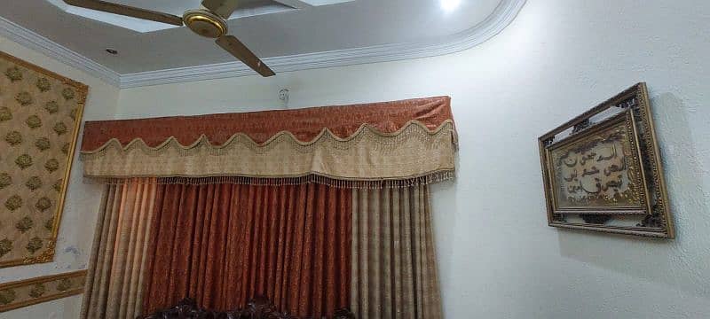 4 fency curtain with frill 0