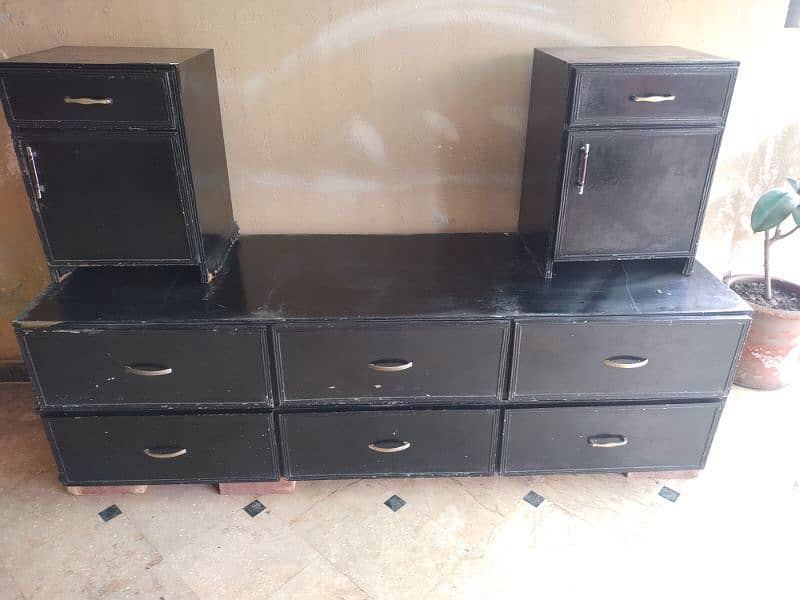 Storage Drawers and side tables 0