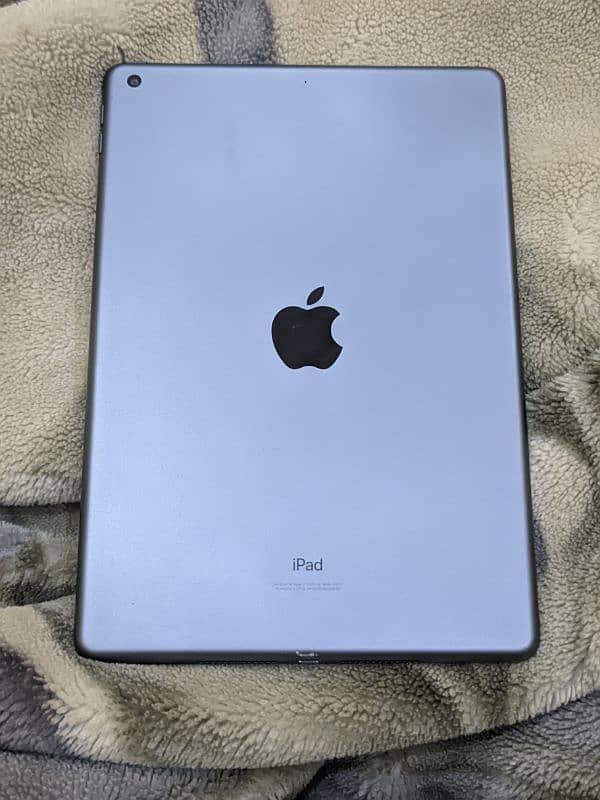 iPad 8 gen. 32 GB of storage 0