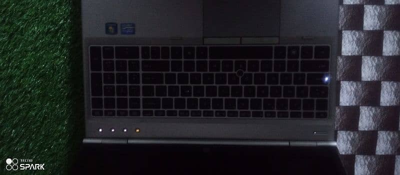 Hp Core i7 2nd generation laptop  128 gb ssd 250gb hhd 4