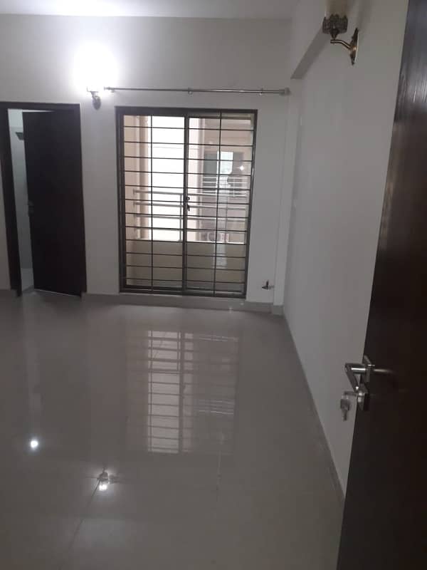 Brand New 13 Marla 4 Bedroom Flat for Sale in Askari -11 Lahore. 5