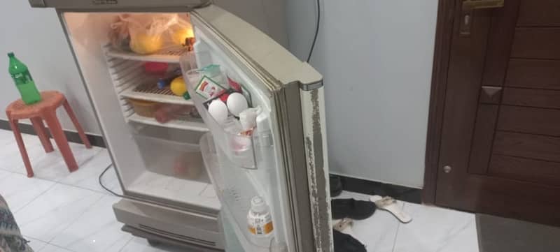 Fridge for sale 0