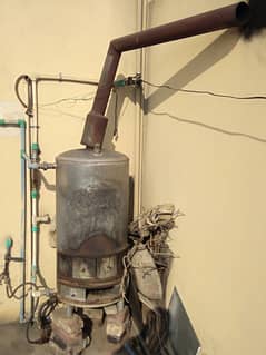 25 Gallon Wood/Gas Geyser/Boiler with Exhaust Pipe