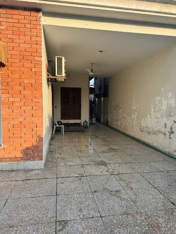 1 Kanal Owner built Beautiful House at Hot Location For Sale In DHA Phase 02 Block T 6