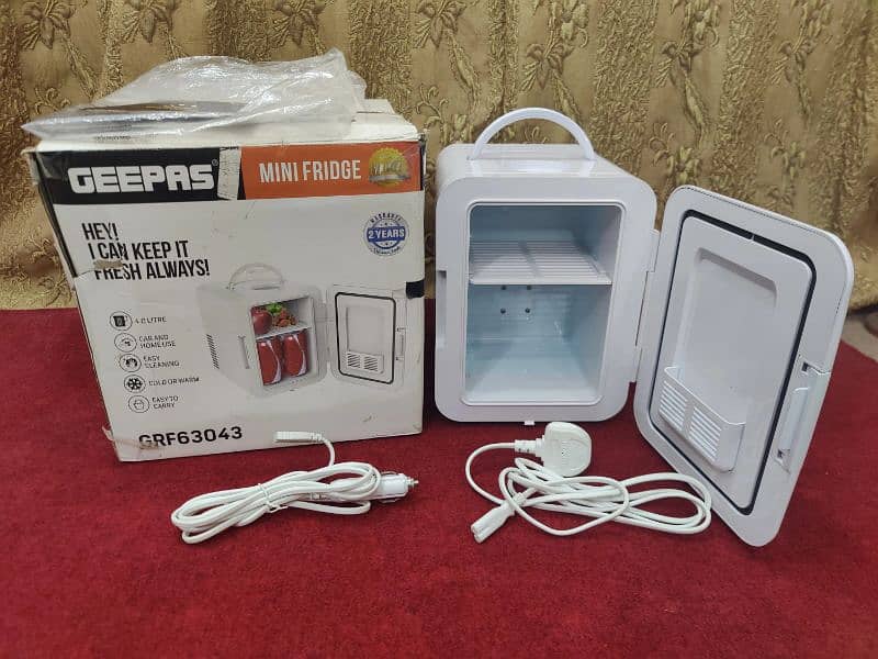 Geepas mini car fridge ac dc 0