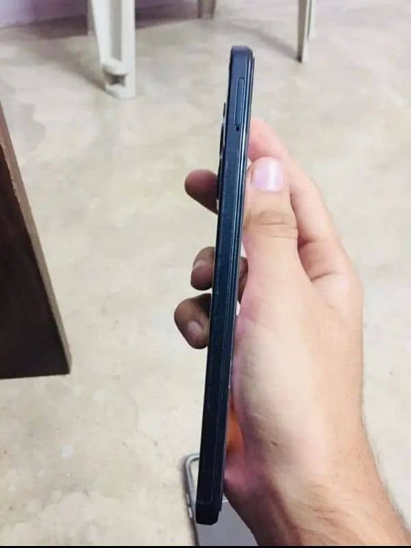 Redmi note 12 8+4/128 with box only. . . 2