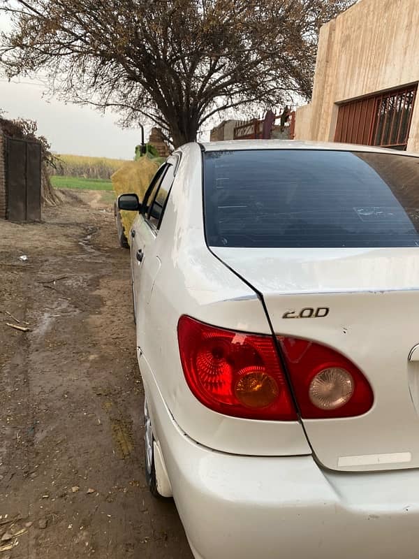 Toyota Corolla 2.0 D 2005 9