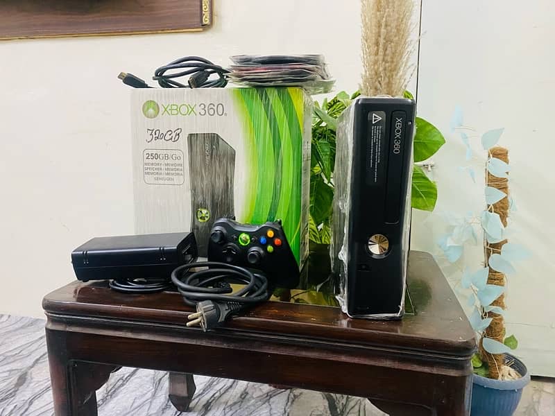 XBOX (360 SLIM S) BOX PACK JAILBREAK JTAG LOADED 50+ GAME 350 gb all 2