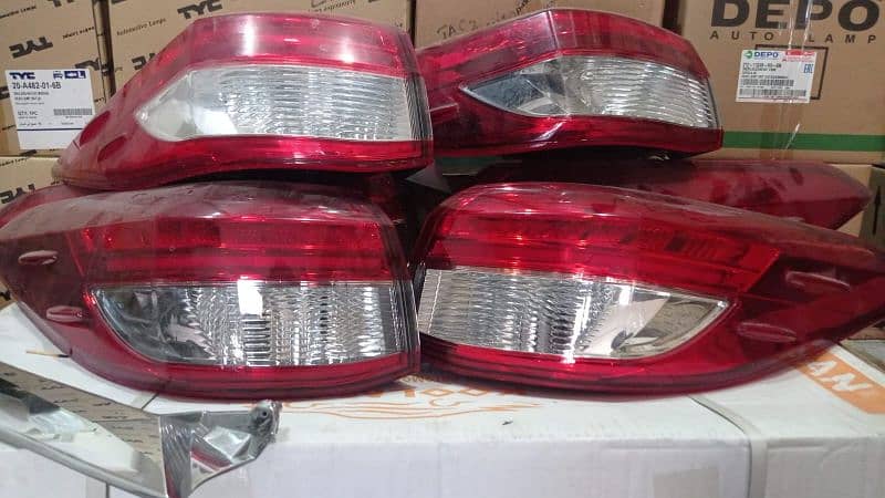 TOYOTA YARIS TAIL LIGHTS AVAILABLE 0