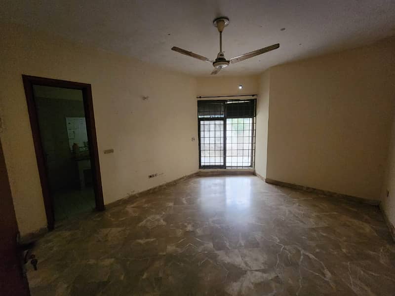 1 Kanal House For Rent In Johar Town 26