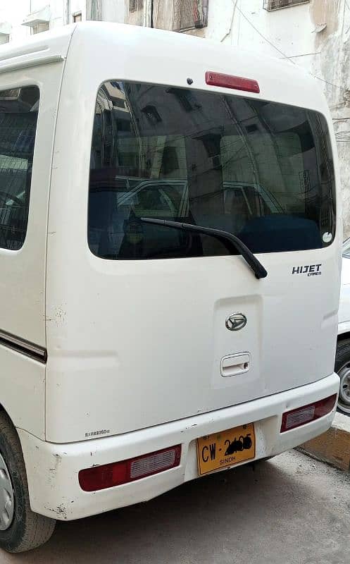 Daihatsu Hijet 2011 1