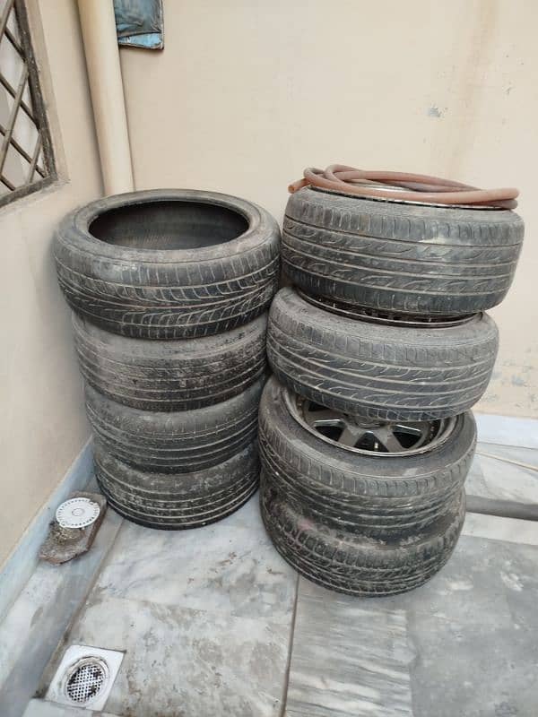 imported tyre and alyrim 0