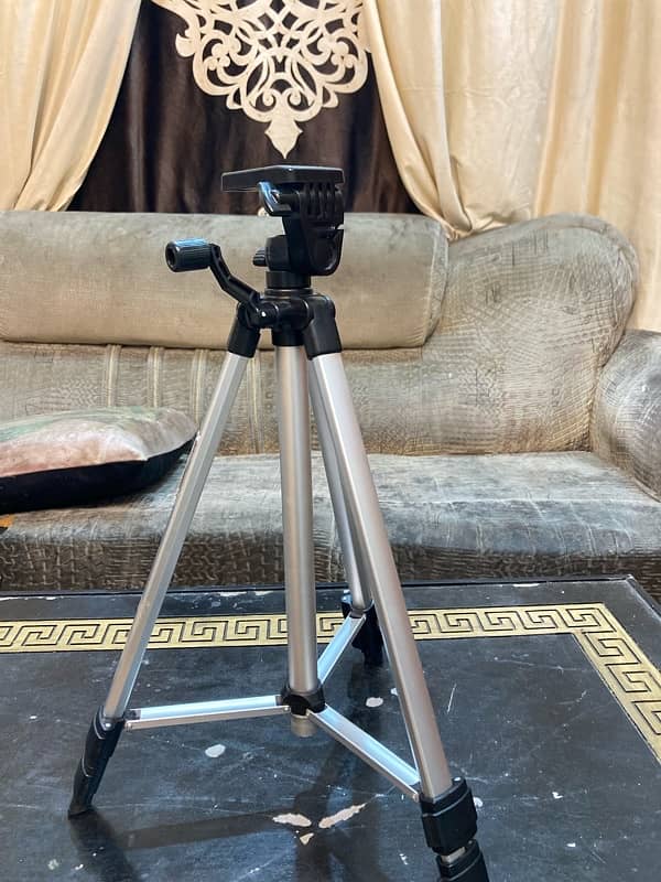 ALUMINUM TRIPOD FOR MOBILE PHONE /DSLR 4