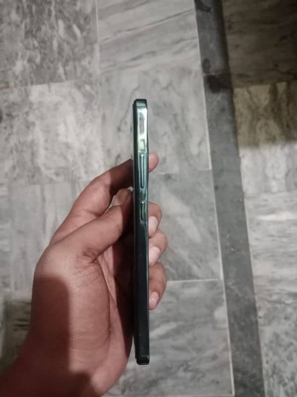 OPPO RENO 12 F  8+8 GB 256 GB  10 BY 10 6