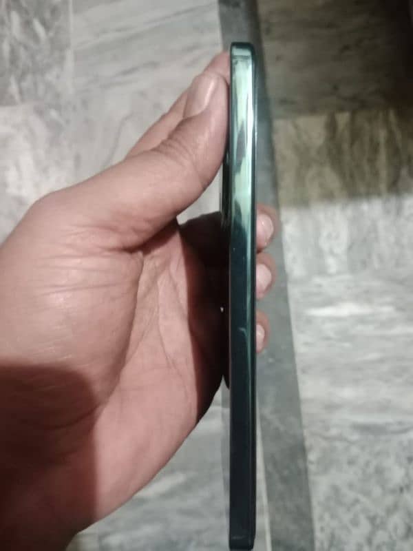 OPPO RENO 12 F  8+8 GB 256 GB  10 BY 10 8